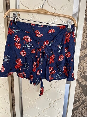 Pull&bear çiçek desenli şort etek