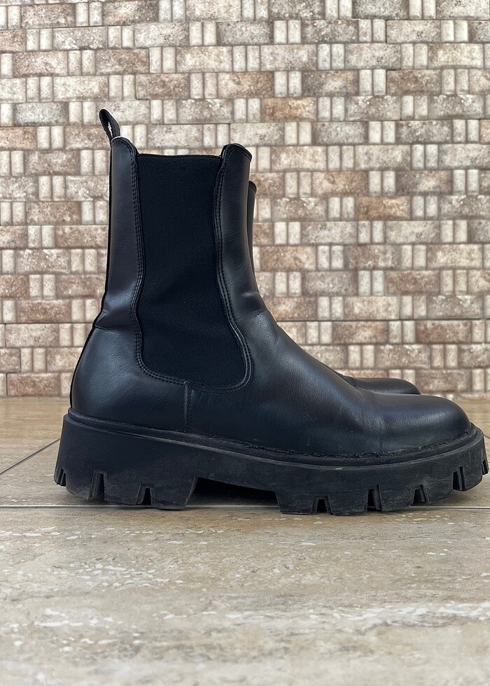 Bershka suni deri chelsea bot - Görsel 2