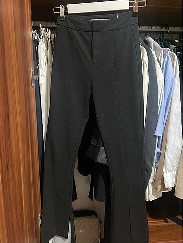 Bershka Pantolon