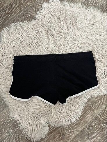 42 Beden Primark siyah şort