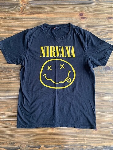 nirvana tişört