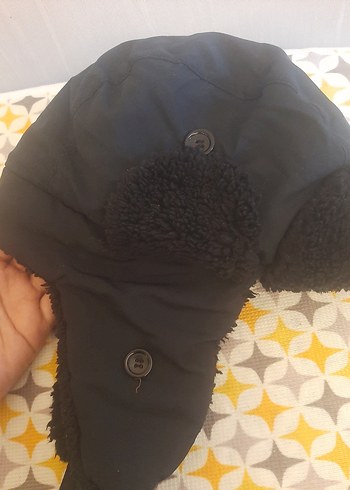 Düğmeli Siyah Erkek Çocuk Kulaklıklı Şapka - Görsel 5