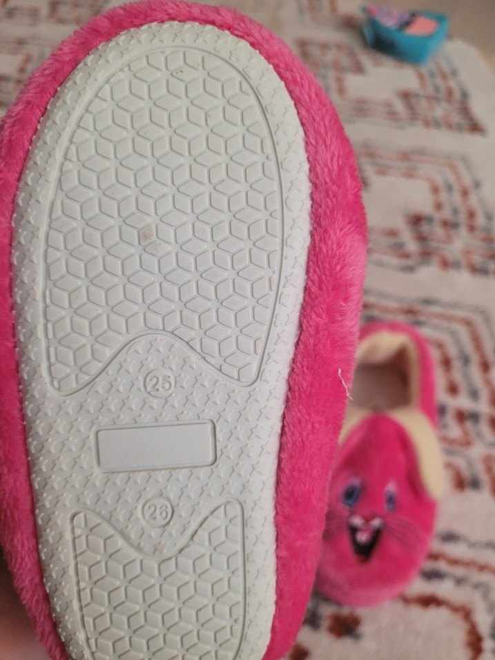 Kızlar için Nakışlı Pembe Sıcak Ev Terliği - Görsel 2