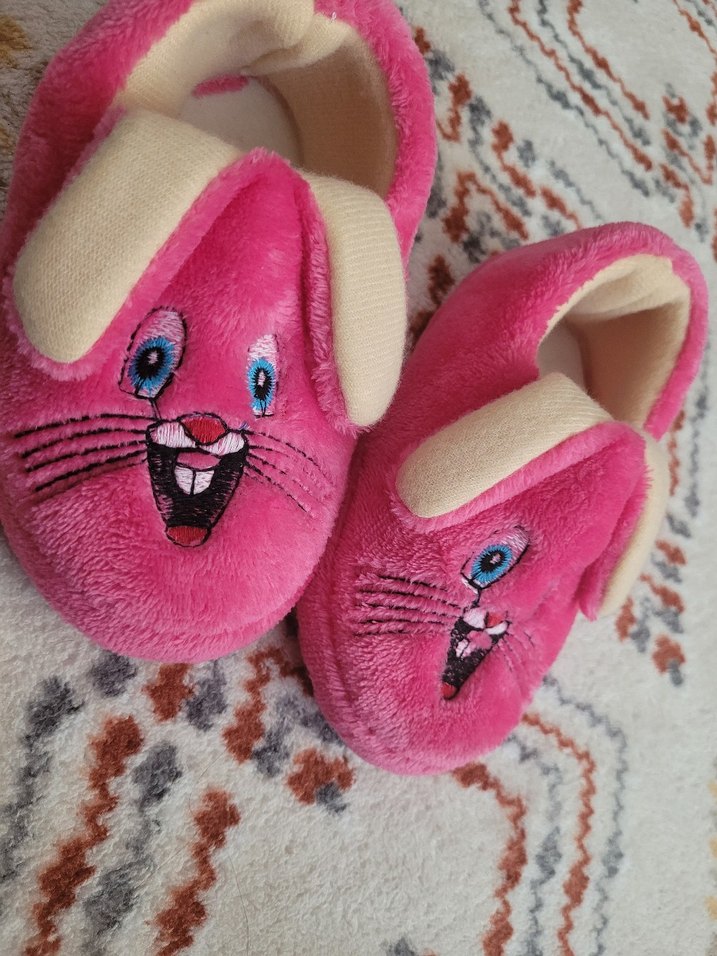 Kızlar için Nakışlı Pembe Sıcak Ev Terliği - Görsel 3