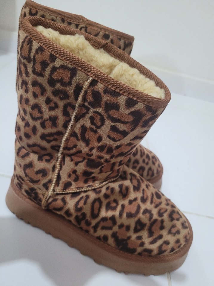 Kürklü Leopar Desenli Kadın Süet Bot - Görsel 5