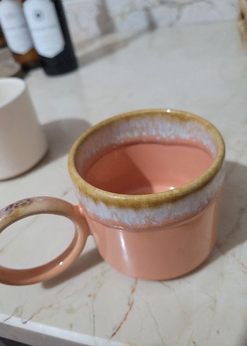 Bej ve pastel renkli seramik kupa - Görsel 2