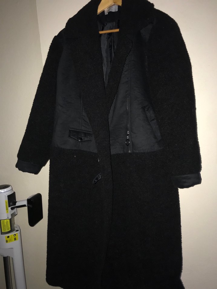 Siyah Uzun Kürklü Kadın Kaban - Görsel 4