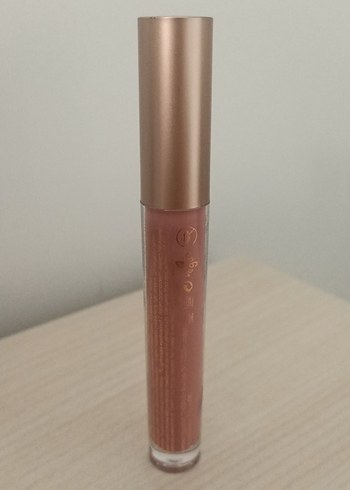Essence Essence what the fake lip plumper