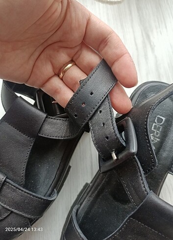 Hakiki deri Derimod sandalet - Görsel 6