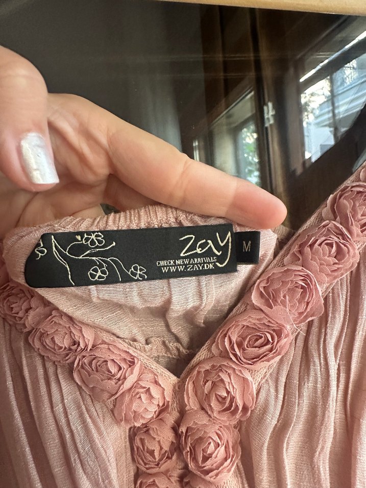 Nakışlı V Yaka Uzun Bohem Elbise - Görsel 4