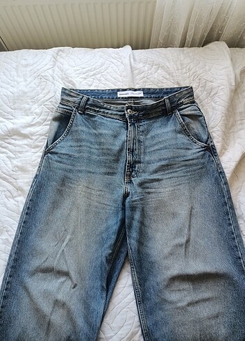 Bershka Jean