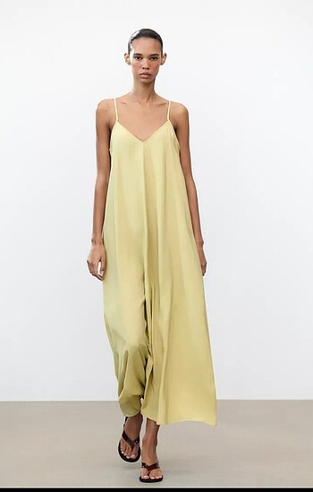 Zara dökümlü midi elbise