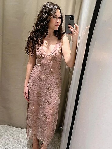 Zara boncuklu midi elbise