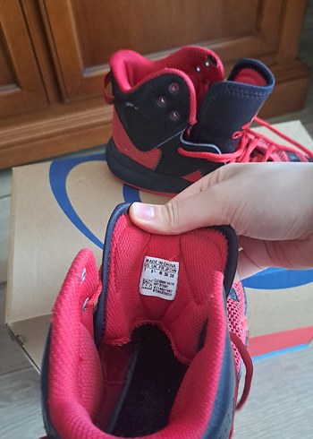 Adidas Kırmızı Baskketbol Ayakkabısı - Görsel 4