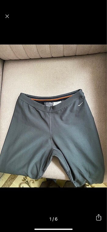 nike tayt
