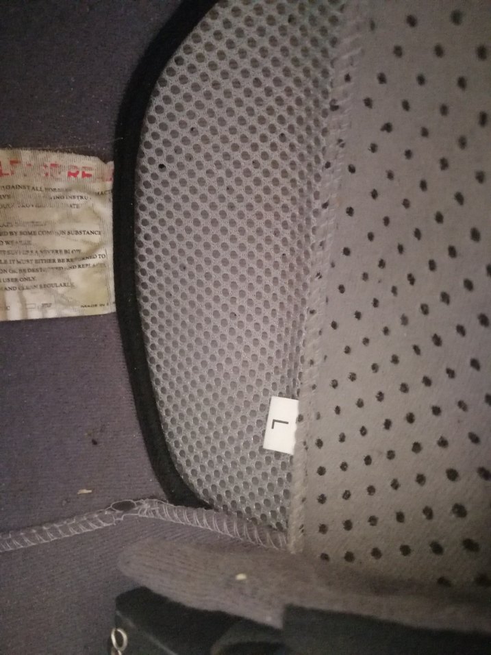 Beyaz Baskılı Biker Motosiklet Kaskı - Görsel 3