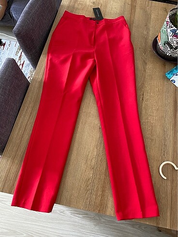 Trendyol & Milla Trendyolmilla kırmızı kumaş kalem pantolon