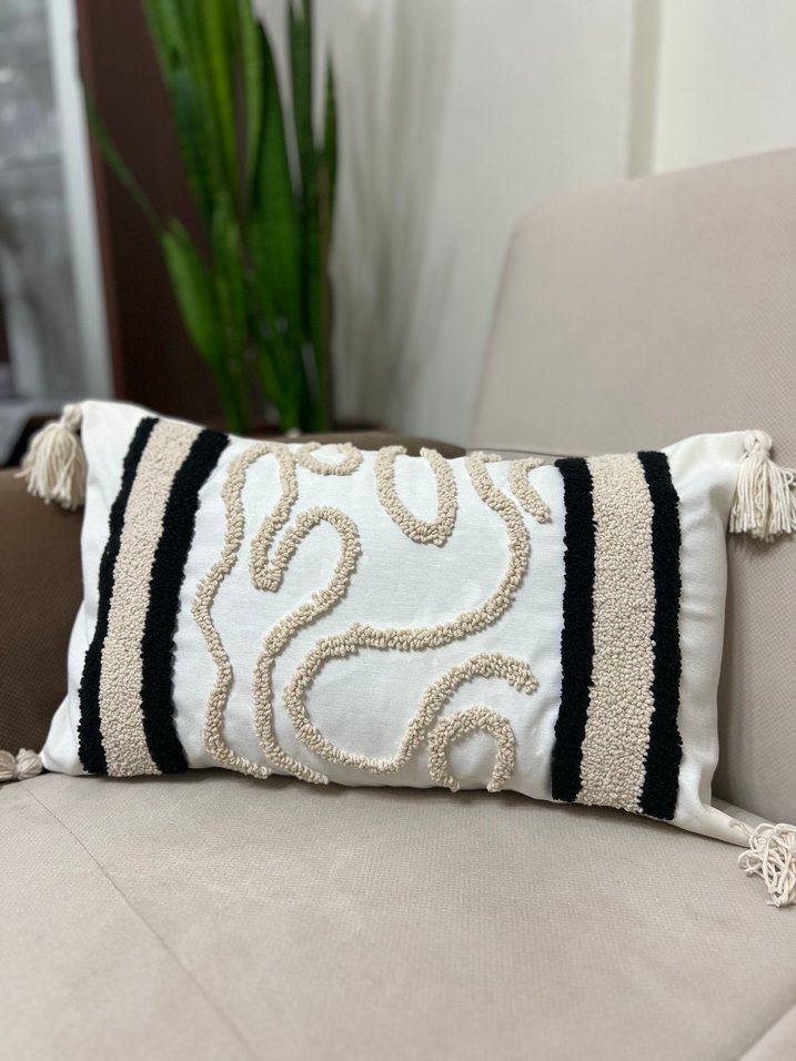 Bohem Nakışlı Beyaz Gri Dekoratif Yastık - Görsel 2