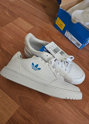Adidas erkek çocuk spor ayakkabı yurt dışından alındı