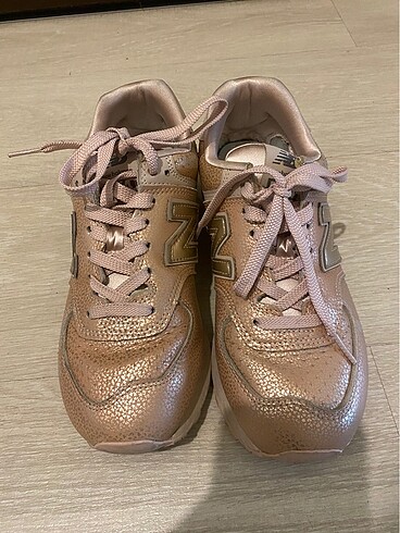 New balance spor ayakkabı