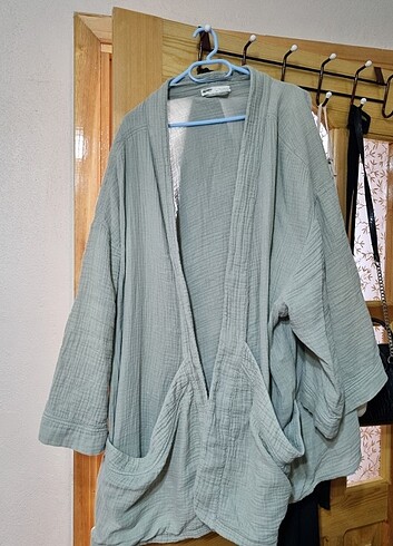 l Beden Pull and bear kimono