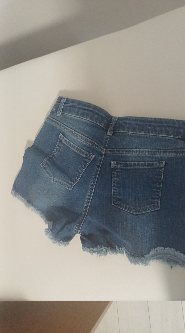 Renkli Püsküllü Kız Denim Şort - Görsel 3