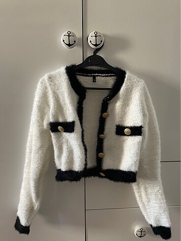 m Beden beyaz Renk Crop Ceket