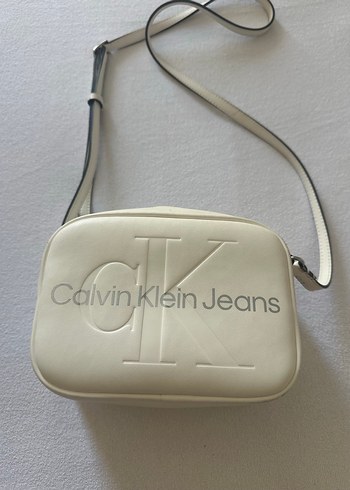 Calvin Klein Beyaz Calvin Klein Jeans Kadın Çapraz Çanta