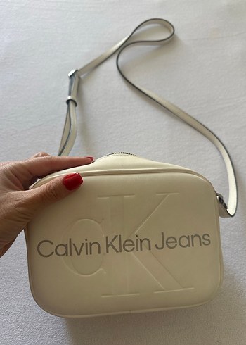 Beyaz Calvin Klein Jeans Kadın Çapraz Çanta