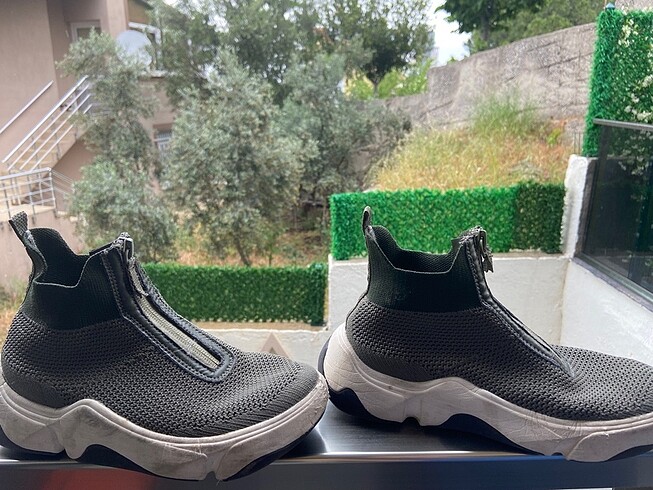 Zara Zara rahat kalıp