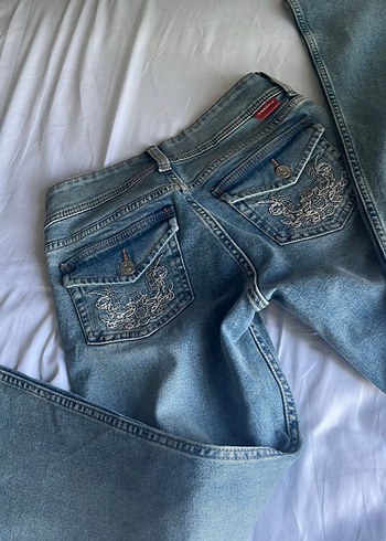 H&M Flare İslemeli Acik Mavi Denim Jean