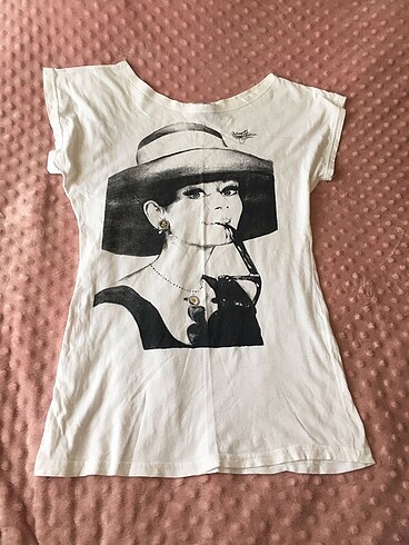 Bershka Audrey Hepburn tshirt