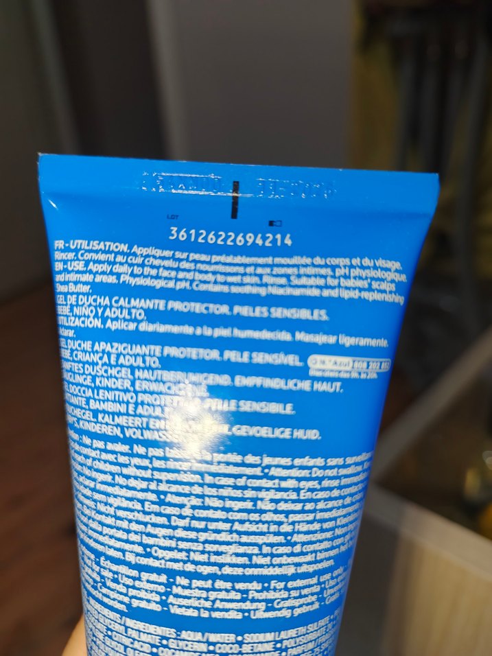 La Roche-Posay Lipikar Hassas Cilt Temizleme Jeli 100 ml - Görsel 4