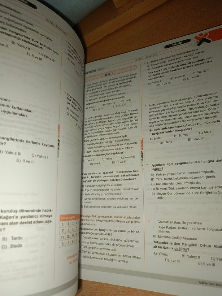 KPSS Tarih Soru Bankası Ahmet Uğur - Görsel 2