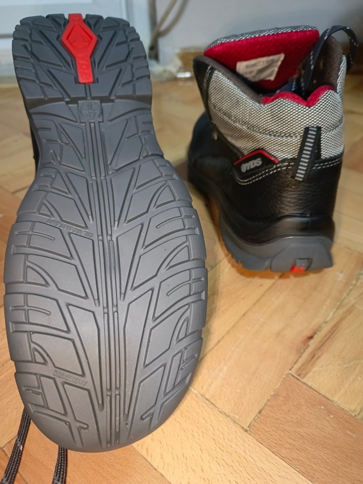 YDS İŞ AYAKKABISI 42 no sıfır Siyah Gri Bağcıklı Erkek Spor Bot - Görsel 5