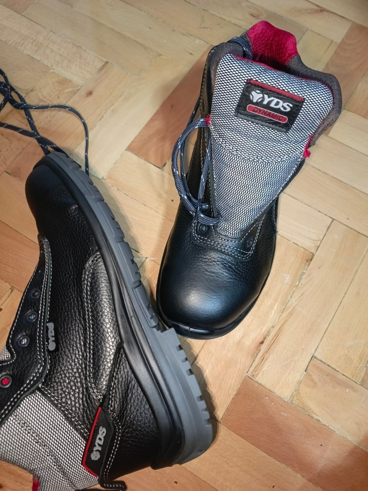 YDS İŞ AYAKKABISI 42 no sıfır Siyah Gri Bağcıklı Erkek Spor Bot - Görsel 3