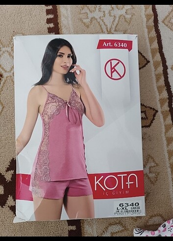 Şortlu Takım