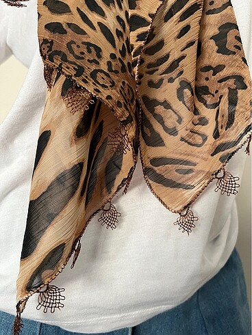 Beden Leopar Desenli Fular