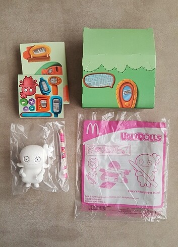 Diğer Ugly Dolls Oyuncak Kutulu