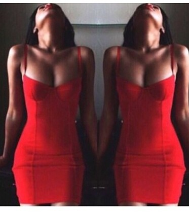 Zara Mini kırmızı elbise