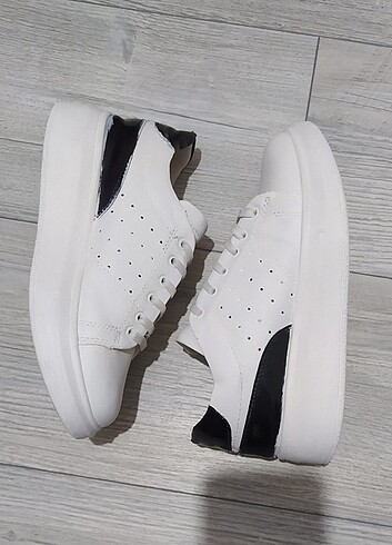 Yüksek taban sneaker spor ayakkabı 36