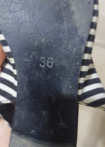 Diğer zebra desenli kurdelali babet