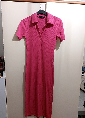 Pembe polo yaka uzun elbise
