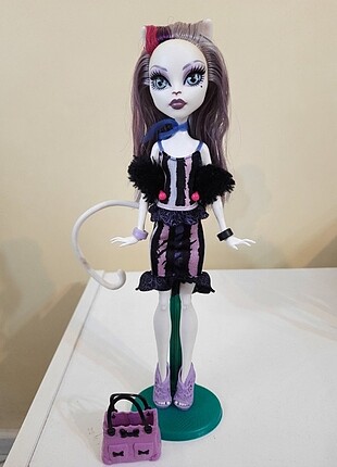 Monster high