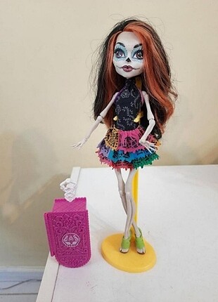 Monster high