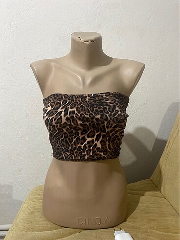 Leopar desenli crop büstiyer üst