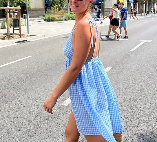 Zara İnce askılı yazlık elbise