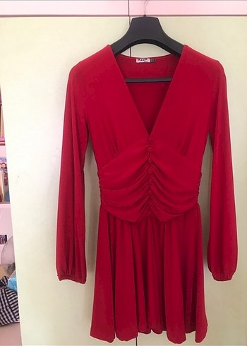 Kırmızı V Yaka Uzun Kollu Piliseli Kadın Elbise - Görsel 2