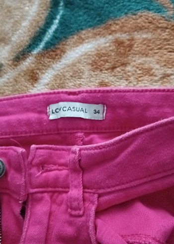 LC Waikiki Düğmeli Pembe Mini Kadın Jean
