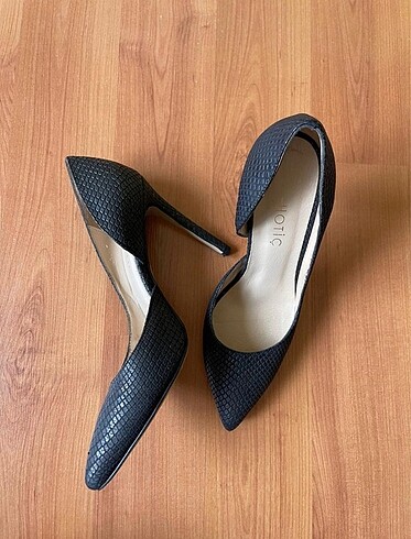 Hotiç Stiletto